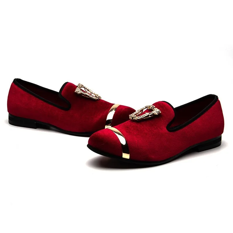 Pointed Toe Casual Leather Shoes Men Fashion Metal Decoration Slip-On Loafers Red Male Wedding Business Formal Shoes Plus Size
Pointed Toe Casual Leather Shoes Men Fashion Metal Decoration Slip-On Loafers Red Male Wedding Business Formal Shoes Plus Size