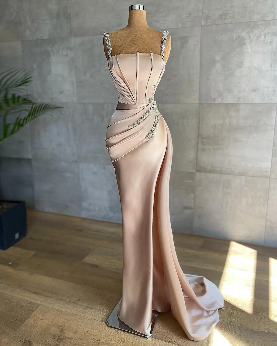 BridalAffair Luxury High Slit Crystals Mermaid Prom Dresses Shiny Women Long Party Night Gowns Custom Made Plus Size
BridalAffair Luxury High Slit Crystals Mermaid Prom Dresses Shiny Women Long Party Night Gowns Custom Made Plus Size