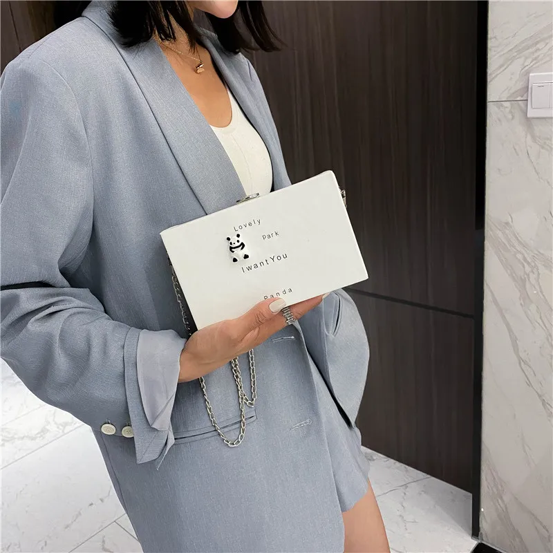 lovely women bag 2020 Animal Prints Korea PU Box Single Chains Lady Shoulder Bag MINI bag luxury designer bag for teenage girls
lovely women bag 2020 Animal Prints Korea PU Box Single Chains Lady Shoulder Bag MINI bag luxury designer bag for teenage girls