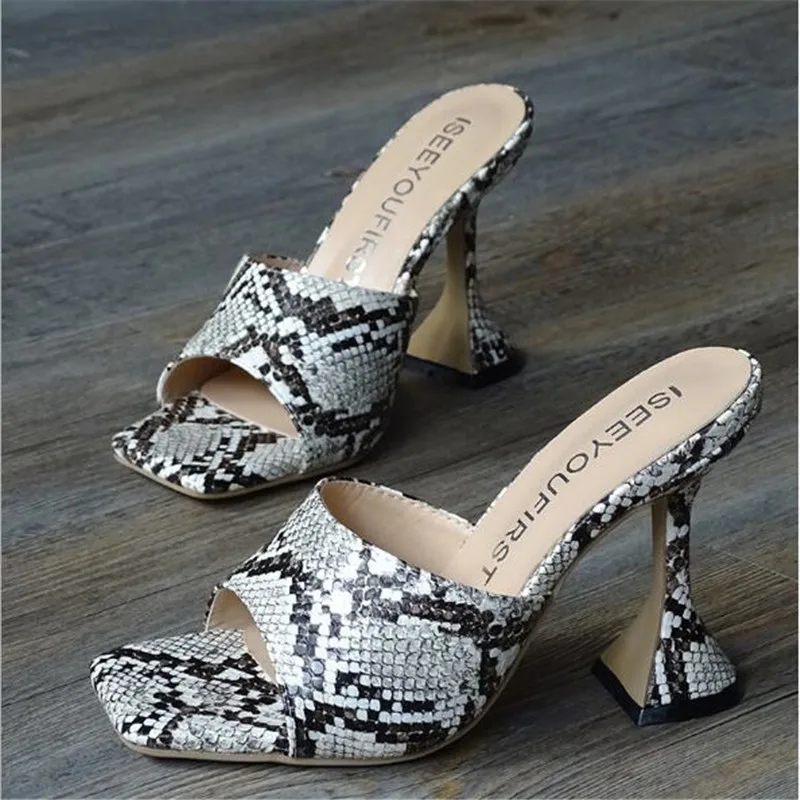 2022 Summer Women Pumps Square Toe Ladies Heel Mules Sexy Thin High Heels Sandals Slippers Female Fashion Woman Shoes
2022 Summer Women Pumps Square Toe Ladies Heel Mules Sexy Thin High Heels Sandals Slippers Female Fashion Woman Shoes