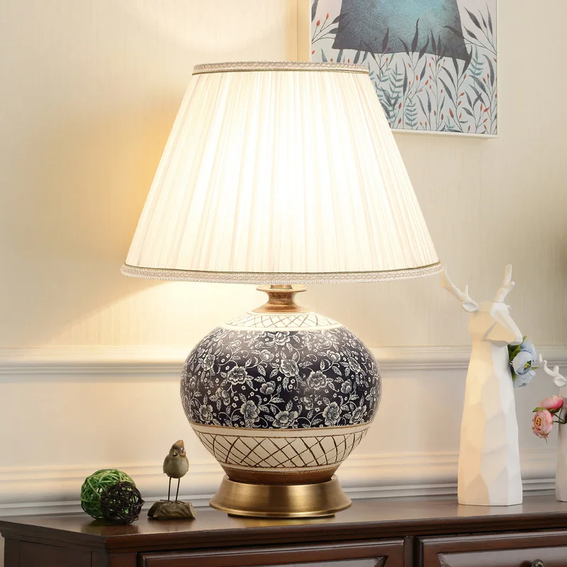 New Chinese Style Ceramic Copper Table Lamp for Living Room Large Bedroom Bedside Lamp Classical American Decorative Table Lamp
New Chinese Style Ceramic Copper Table Lamp for Living Room Large Bedroom Bedside Lamp Classical American Decorative Table Lamp