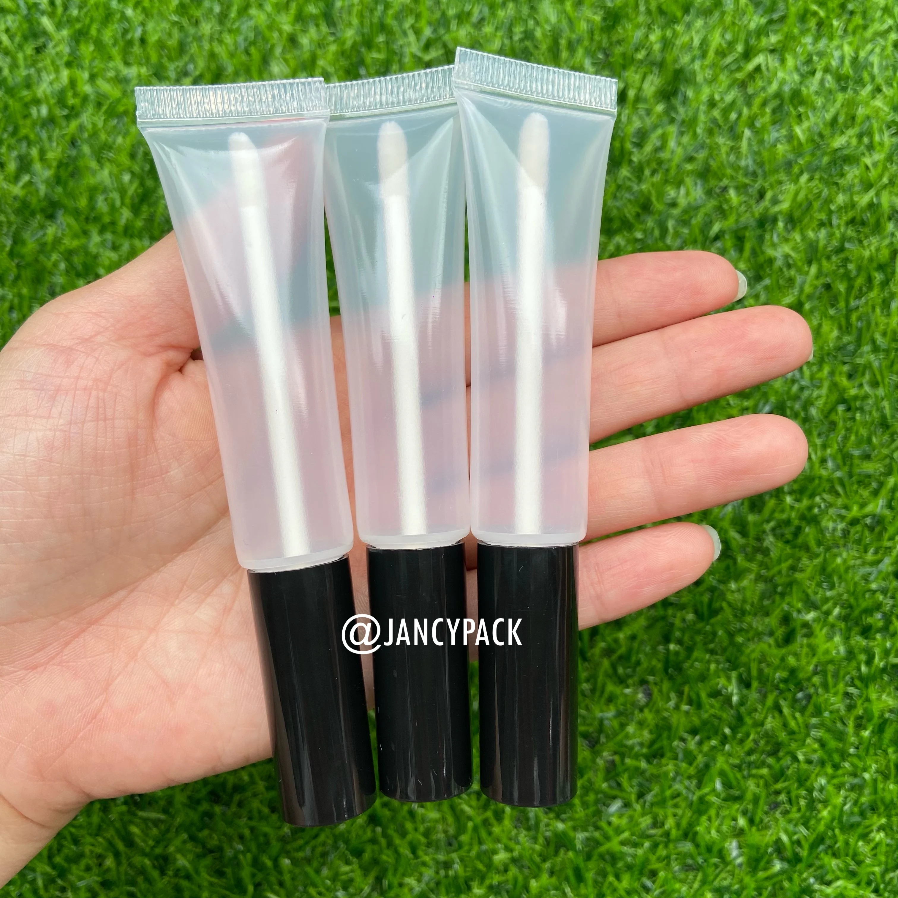 15ML Lip Tubes Squeezable Empty Gloss Bottle Container Lipstick Lip Balm Refillable DIY Lipgloss Tube Lipgloss Wholesale
15ML Lip Tubes Squeezable Empty Gloss Bottle Container Lipstick Lip Balm Refillable DIY Lipgloss Tube Lipgloss Wholesale