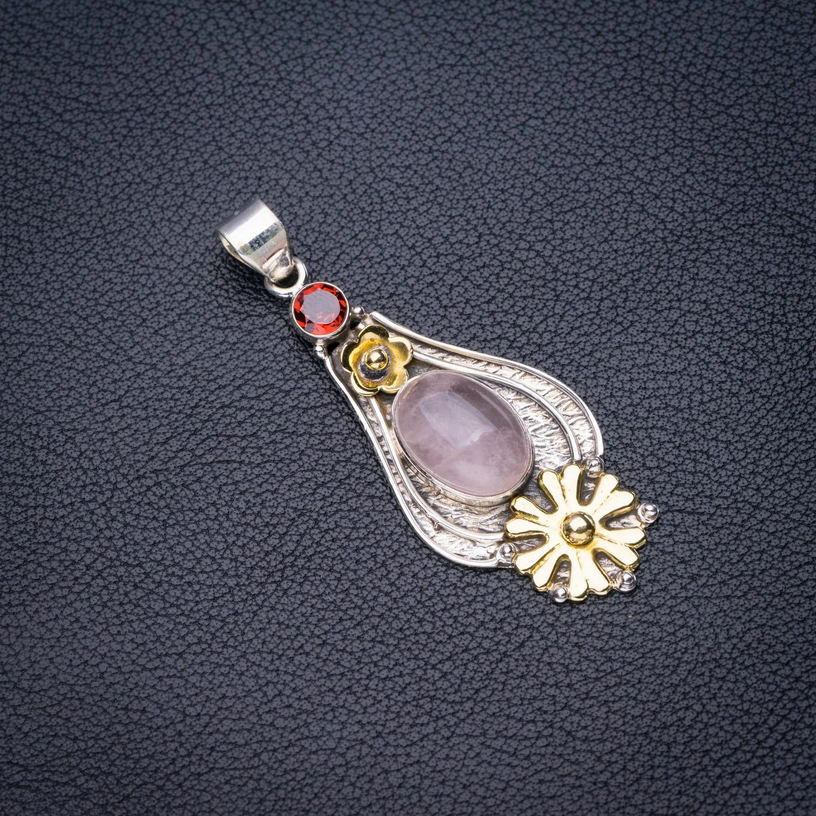 StarGems Natural Rose Quartz Garnet Flower Handmade 925 Sterling Silver Pendant 2" E4123
StarGems Natural Rose Quartz Garnet Flower Handmade 925 Sterling Silver Pendant 2" E4123
