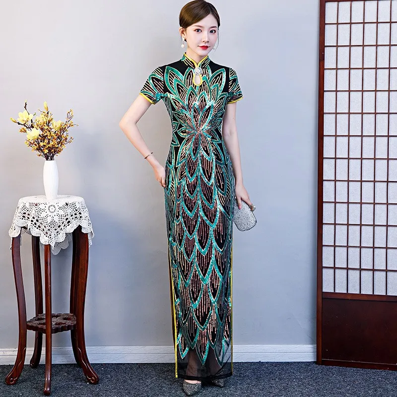 New Women Retro Elegant Sequins Long Fork Cheongsam Sexy Fashion Stage Show Party Dress Chinese Traditional Qipao Novelty
New Women Retro Elegant Sequins Long Fork Cheongsam Sexy Fashion Stage Show Party Dress Chinese Traditional Qipao Novelty