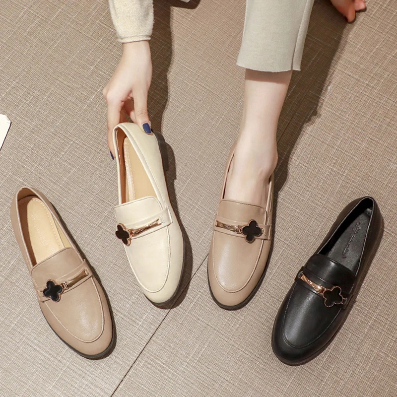 2021 Women's Small Leather Shoes, Ladies Floral Loafers, Round Toe Shoes, Crystal Flower Metal Buckle Flat Shoes, Large Size
2021 Women's Small Leather Shoes, Ladies Floral Loafers, Round Toe Shoes, Crystal Flower Metal Buckle Flat Shoes, Large Size