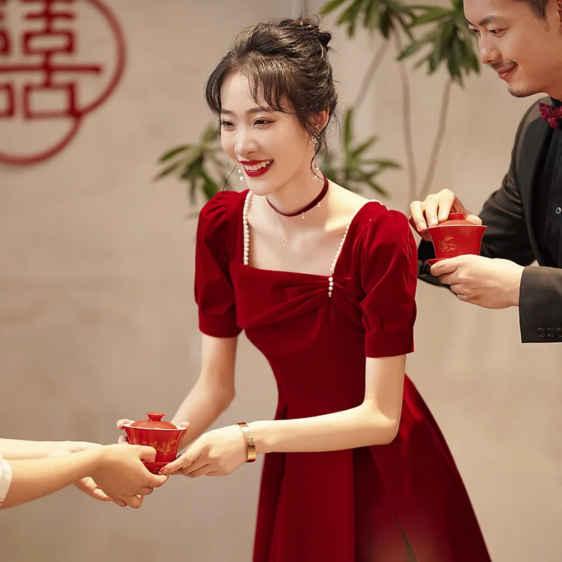 Bride Wedding Party CheongsamToast Dress 2021 New Autumn Engagement Dress Female Burgundy Dress Gown Vestidos
Bride Wedding Party CheongsamToast Dress 2021 New Autumn Engagement Dress Female Burgundy Dress Gown Vestidos