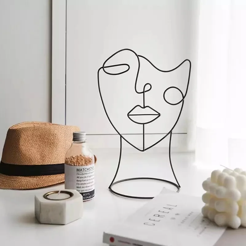Modern Creative Abstract Character Art Craft Metal Home Furnishings Decoration Accessories Sculpture For Office Living Room
Modern Creative Abstract Character Art Craft Metal Home Furnishings Decoration Accessories Sculpture For Office Living Room