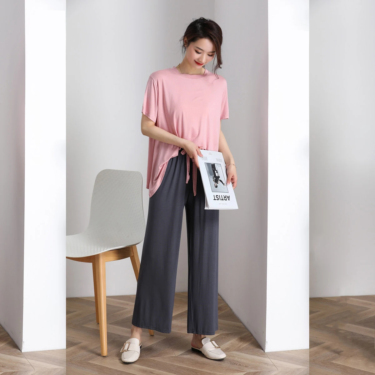 Summer All Match Women Tracksuit Loose O-Neck T Shirt + Wide Leg Long Pants Suit Female Solid Casual Sports Two Piece Set Mujer
Summer All Match Women Tracksuit Loose O-Neck T Shirt + Wide Leg Long Pants Suit Female Solid Casual Sports Two Piece Set Mujer