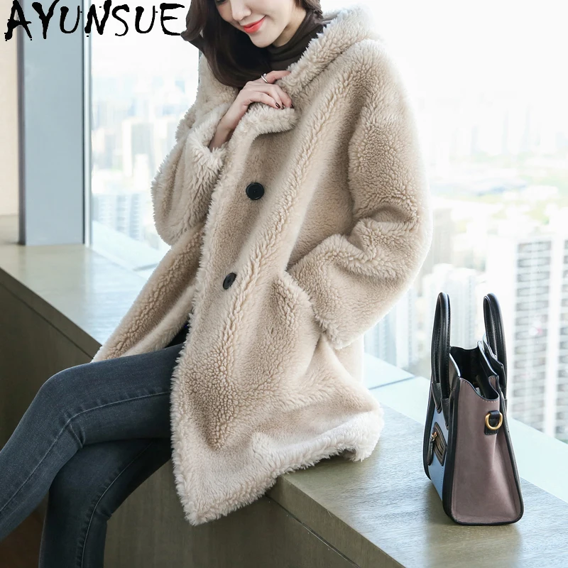 AYUNSUE Women's Winter Jacket Hooded Casual Real Wool Coat Female 2021 Korean Sheep Shearing Jacket Women Casaco Feminino Gxy603
AYUNSUE Women's Winter Jacket Hooded Casual Real Wool Coat Female 2021 Korean Sheep Shearing Jacket Women Casaco Feminino Gxy603