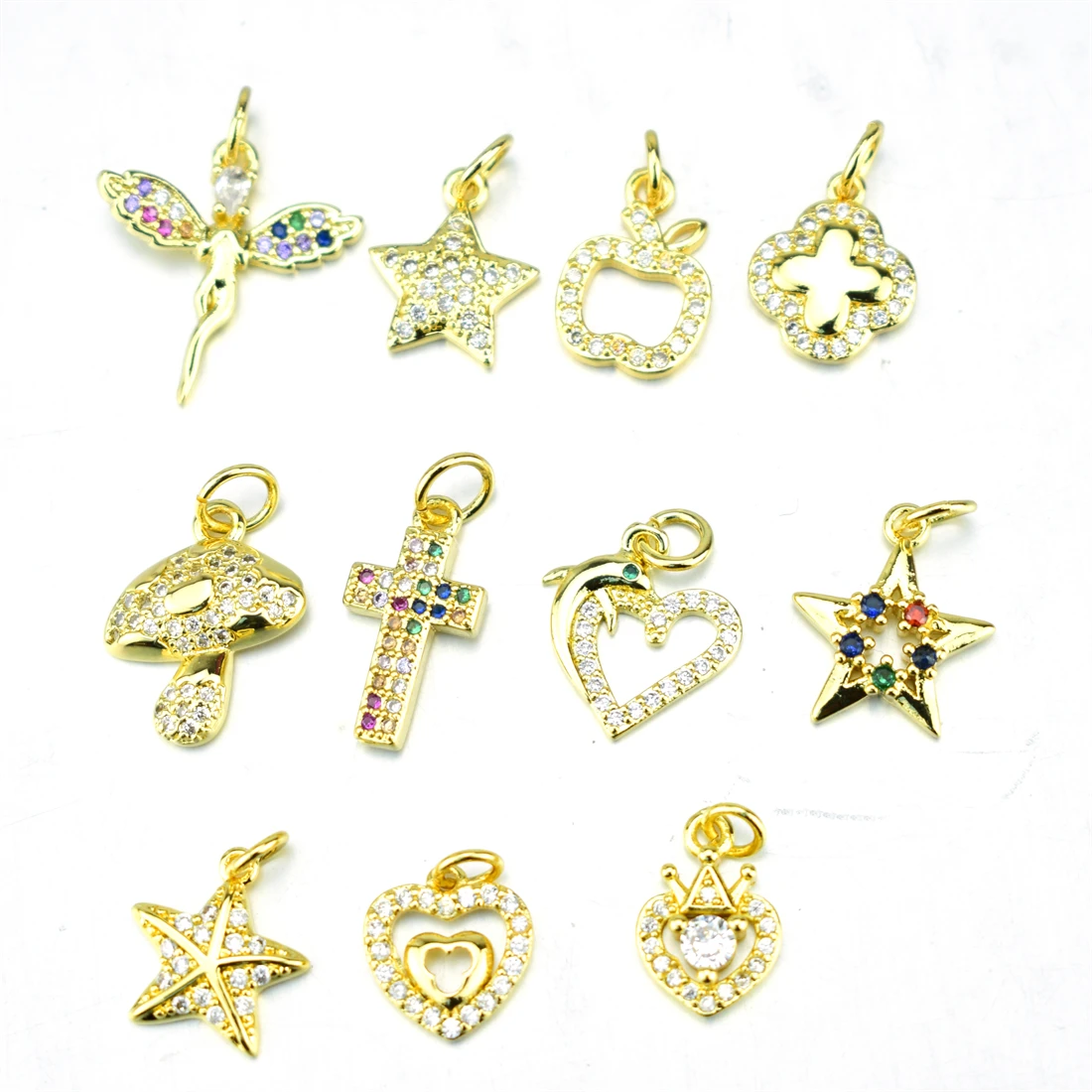 Crown small jewelry handmade, high heels pendant necklace, suitable for jewelry products, cubic zirconia flower-shaped ornaments
Crown small jewelry handmade, high heels pendant necklace, suitable for jewelry products, cubic zirconia flower-shaped ornaments