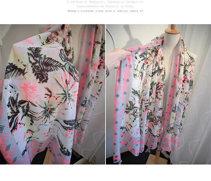 Summer seaside phosphor green tassel long cotton and linen scarf shawl large sunscreen silk scarf beach towel female
Summer seaside phosphor green tassel long cotton and linen scarf shawl large sunscreen silk scarf beach towel female