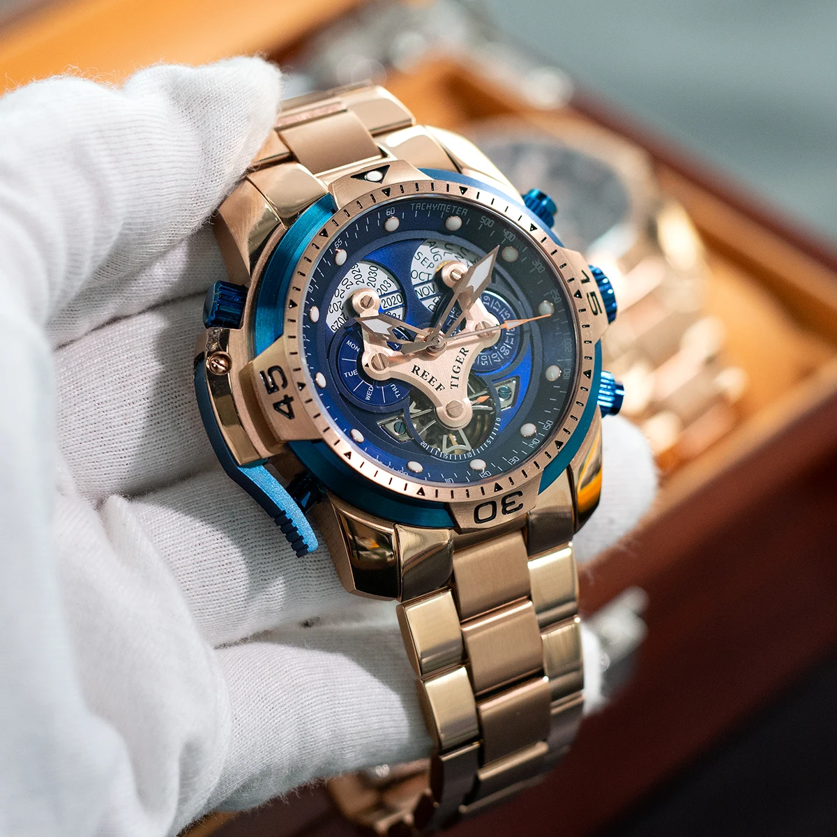 Reef Tiger Мужские автоматические часы 46 мм Механические водонепроницаемые светящиеся наручные часы Сапфировое зеркало Вечный календарь Год Месяц Неделя
Reef Tiger Мужские автоматические часы 46 мм Механические водонепроницаемые светящиеся наручные часы Сапфировое зеркало Вечный календарь Год Месяц Неделя