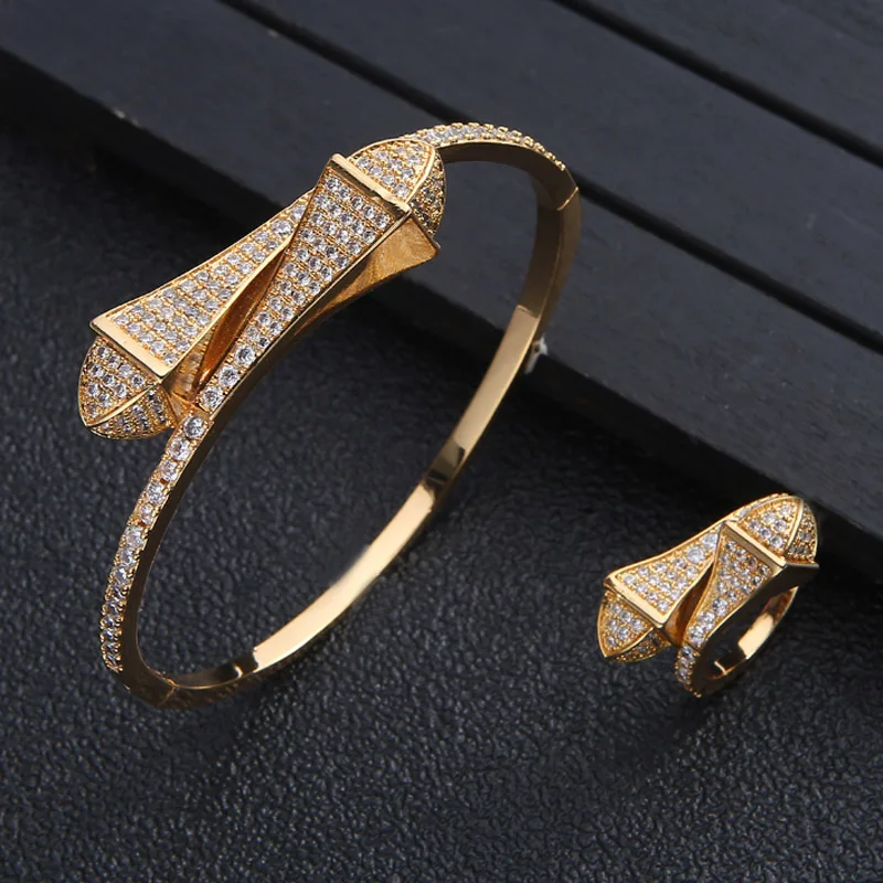 Zlxgirl luxury brand White clear zirconia women size Wedding bangle with ring jewelry set classic women's bridal bracelet aneis
Zlxgirl luxury brand White clear zirconia women size Wedding bangle with ring jewelry set classic women's bridal bracelet aneis