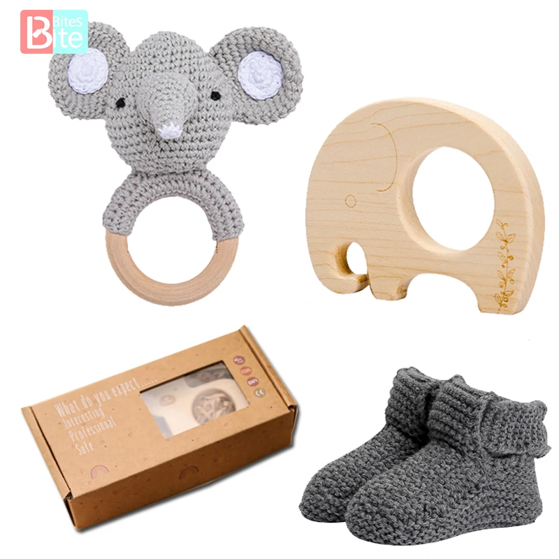 Bite Bites 3Pcs/Set Baby Teether Set Cartoon Wooden Teether Crochet Shoes With Box Kids Molar Gift Newborn Educational Products
Bite Bites 3Pcs/Set Baby Teether Set Cartoon Wooden Teether Crochet Shoes With Box Kids Molar Gift Newborn Educational Products