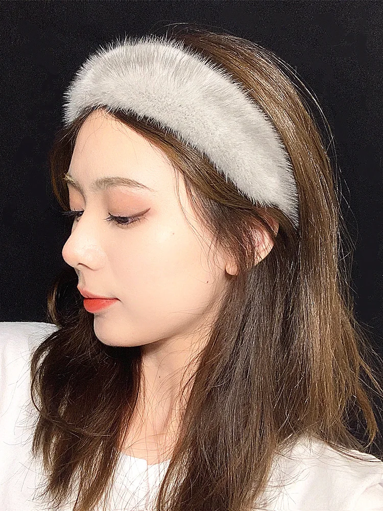 Women's Genuine Mink Fur Hairband Headband Fluffy Fashion Girls Headband Headwear Female Hair Accessories
Women's Genuine Mink Fur Hairband Headband Fluffy Fashion Girls Headband Headwear Female Hair Accessories