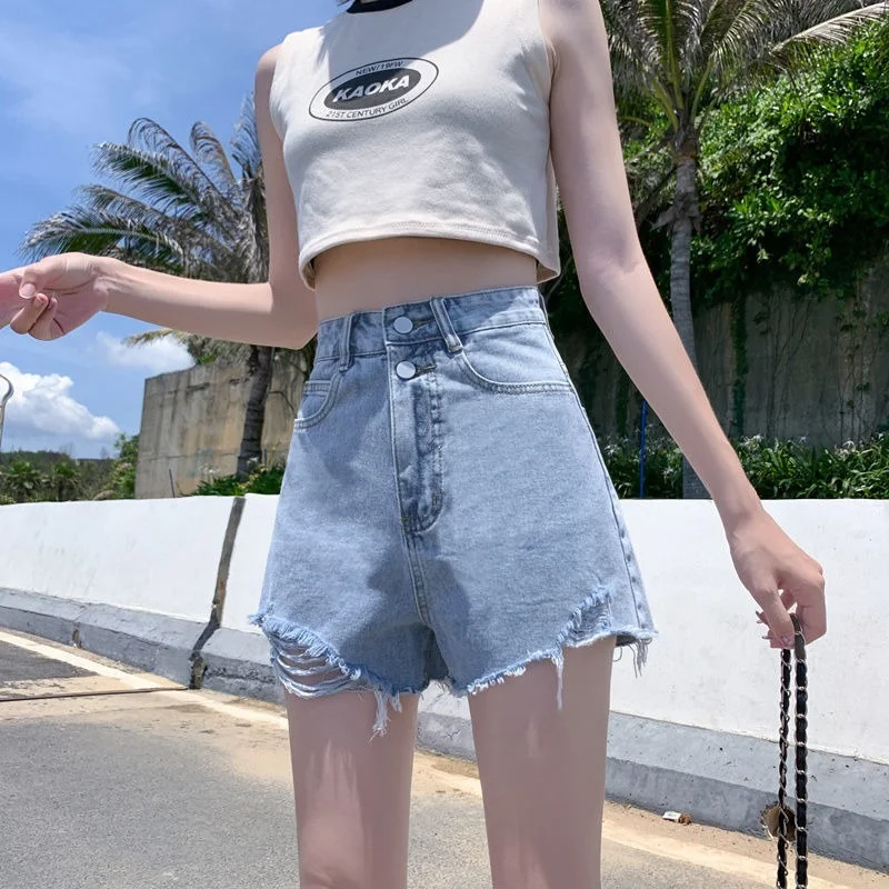 GOOHOJIO 2021 Summer New Fashion Wide Leg Shorts Vintage Jeans High Waist Button Chic Denim Shorts Hole Loose Jeans for Female
GOOHOJIO 2021 Summer New Fashion Wide Leg Shorts Vintage Jeans High Waist Button Chic Denim Shorts Hole Loose Jeans for Female