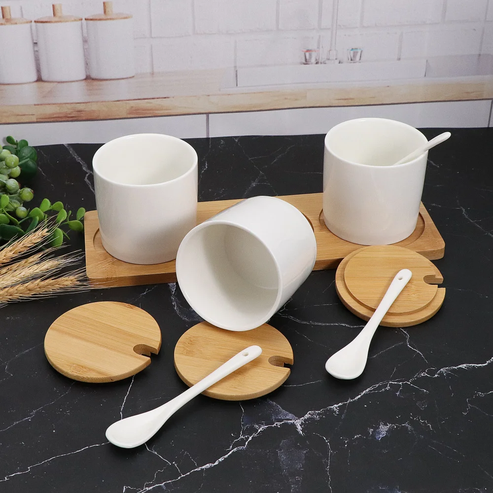 3pcs/Set Nordic Home Creative Ceramic Seasoning Jars Salt Shaker Spice Box With Lid Condiment Sugar Storage Kitchen Accessories
3pcs/Set Nordic Home Creative Ceramic Seasoning Jars Salt Shaker Spice Box With Lid Condiment Sugar Storage Kitchen Accessories