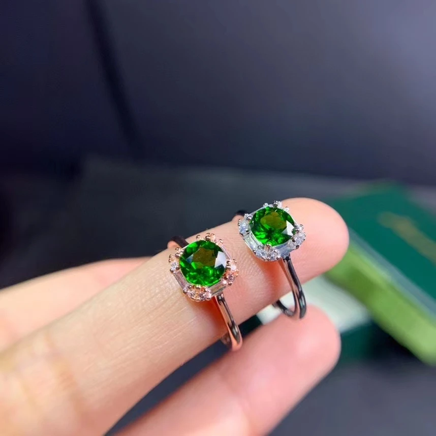 Свадебный комплект из модных, диопсид драгоценный камень кольцо для девочки 925 серебряные ювелирные изделия День Рождения Подарок на годовщину из натурального камня, ярко-зеленого цвета
Свадебный комплект из модных, диопсид драгоценный камень кольцо для девочки 925 серебряные ювелирные изделия День Рождения Подарок на годовщину из натурального камня, ярко-зеленого цвета