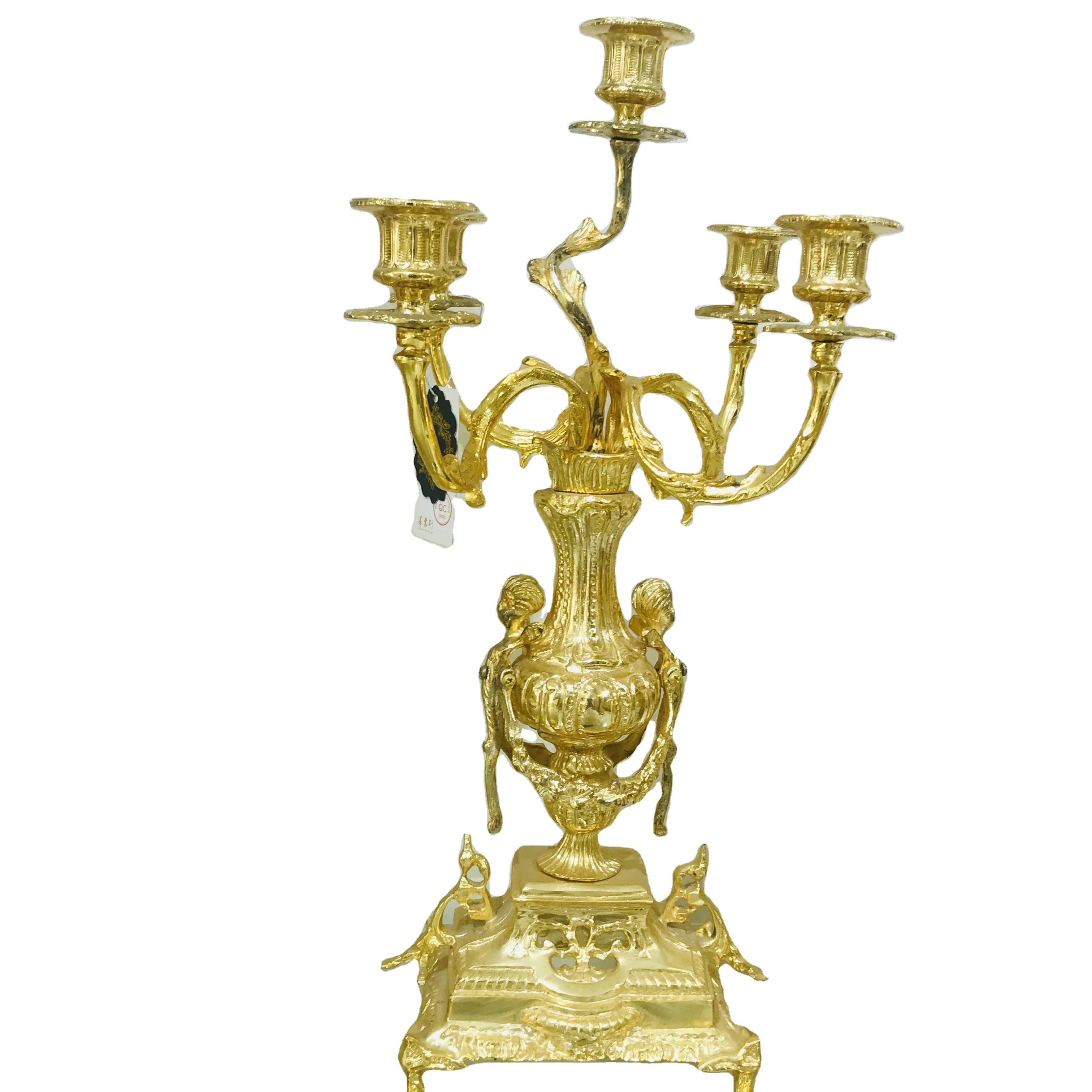 European Style Luxury Golden Copper Candlestick Family Hotel Wedding Banquet Decoration Gift Candlestick Candle
European Style Luxury Golden Copper Candlestick Family Hotel Wedding Banquet Decoration Gift Candlestick Candle