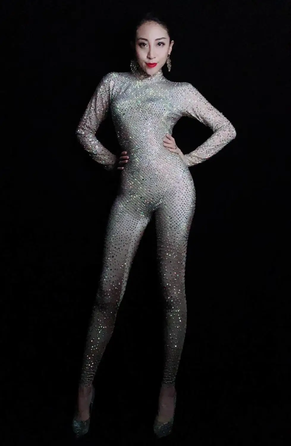 Women New Shining Full Rhinestones Shine Jumpsuit Party Outfit Female Shinny Rompers Stage Wear Dance Wear Nightclub Outfits
Women New Shining Full Rhinestones Shine Jumpsuit Party Outfit Female Shinny Rompers Stage Wear Dance Wear Nightclub Outfits