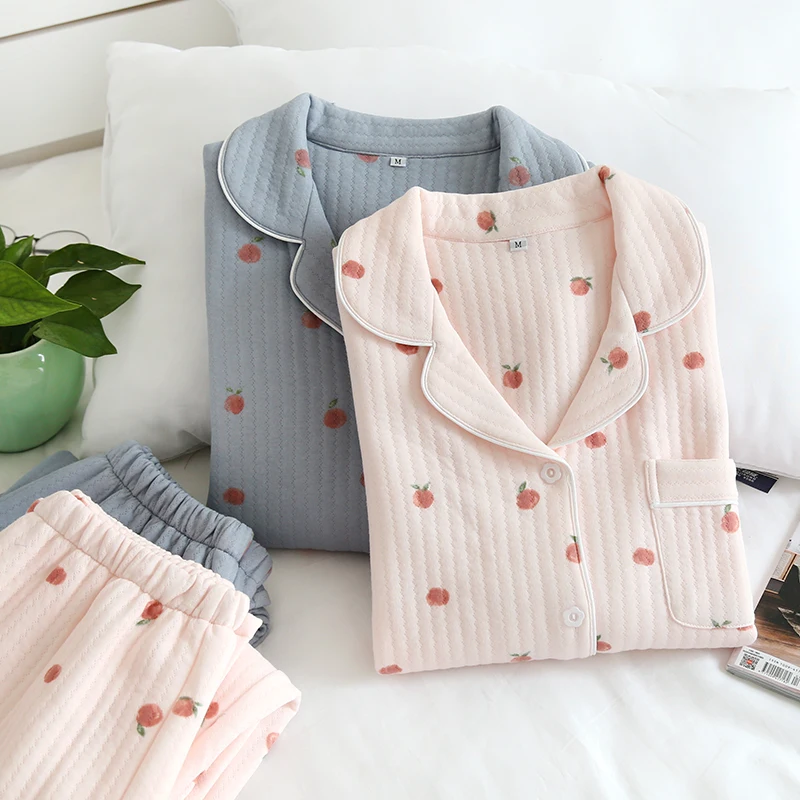 Women Double Cotton Soft Loose Leisure Pajamas Trousers 2 Piece Set Spring and Autumn Long Sleeve Pajama Home Clothes Sleepwear
Women Double Cotton Soft Loose Leisure Pajamas Trousers 2 Piece Set Spring and Autumn Long Sleeve Pajama Home Clothes Sleepwear