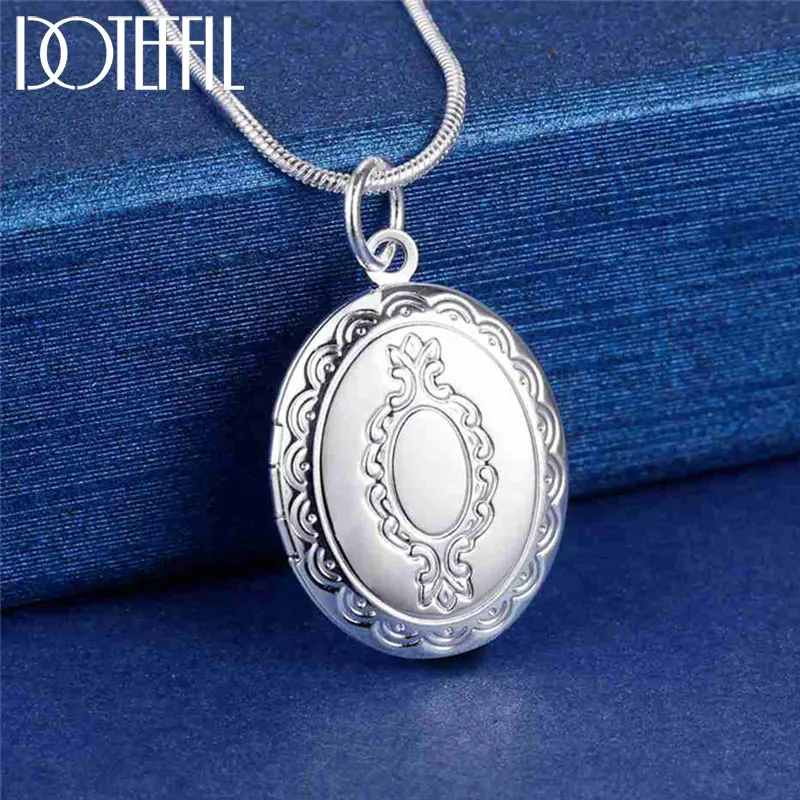 DOTEFFIL 925 Sterling Silver Pattern Oval Frame Snake Chain Necklace For Women Fashion Wedding Party Charm Jewelry
DOTEFFIL 925 Sterling Silver Pattern Oval Frame Snake Chain Necklace For Women Fashion Wedding Party Charm Jewelry