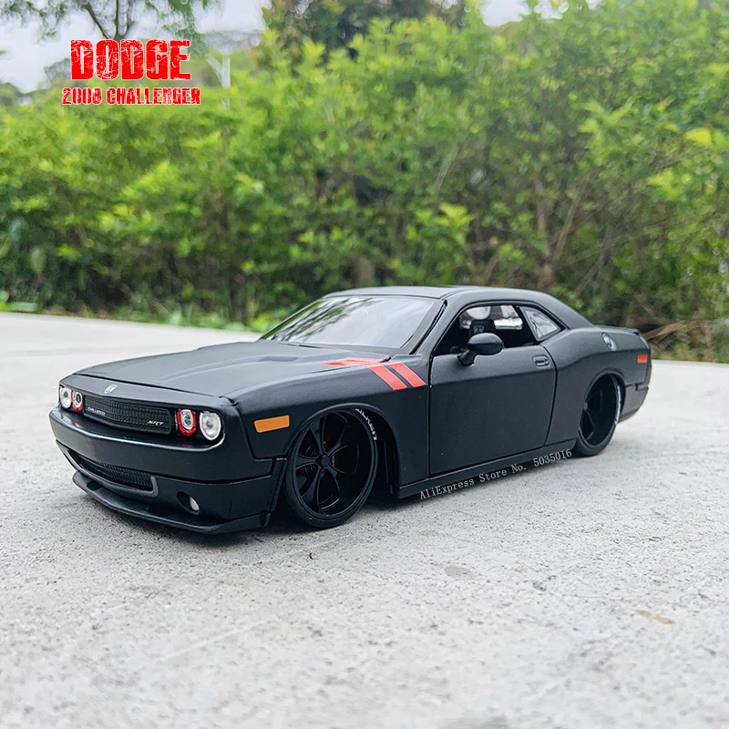 Модель автомобиля Maisto 1:24 2008 Dodge Challenger из сплава, декоративная коллекция, игрушечные инструменты, подарок
Модель автомобиля Maisto 1:24 2008 Dodge Challenger из сплава, декоративная коллекция, игрушечные инструменты, подарок