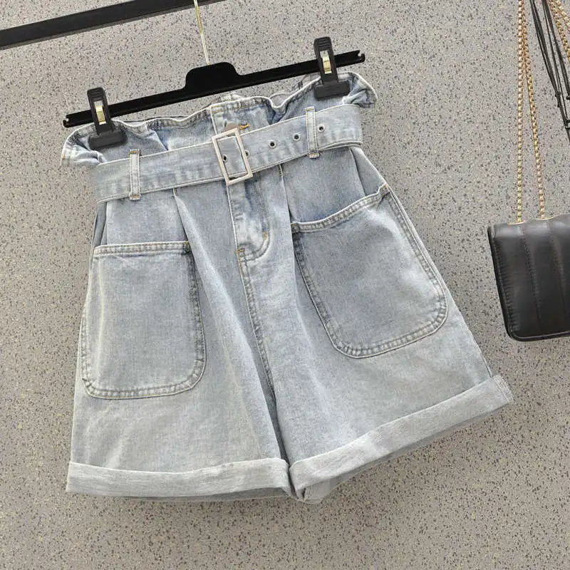 Vintage Washed Streetwear Wide Leg Denim Shorts Women Large Size 5XL Pockets Loose Women Shorts Jeans Summer Short Femme C7091
Vintage Washed Streetwear Wide Leg Denim Shorts Women Large Size 5XL Pockets Loose Women Shorts Jeans Summer Short Femme C7091