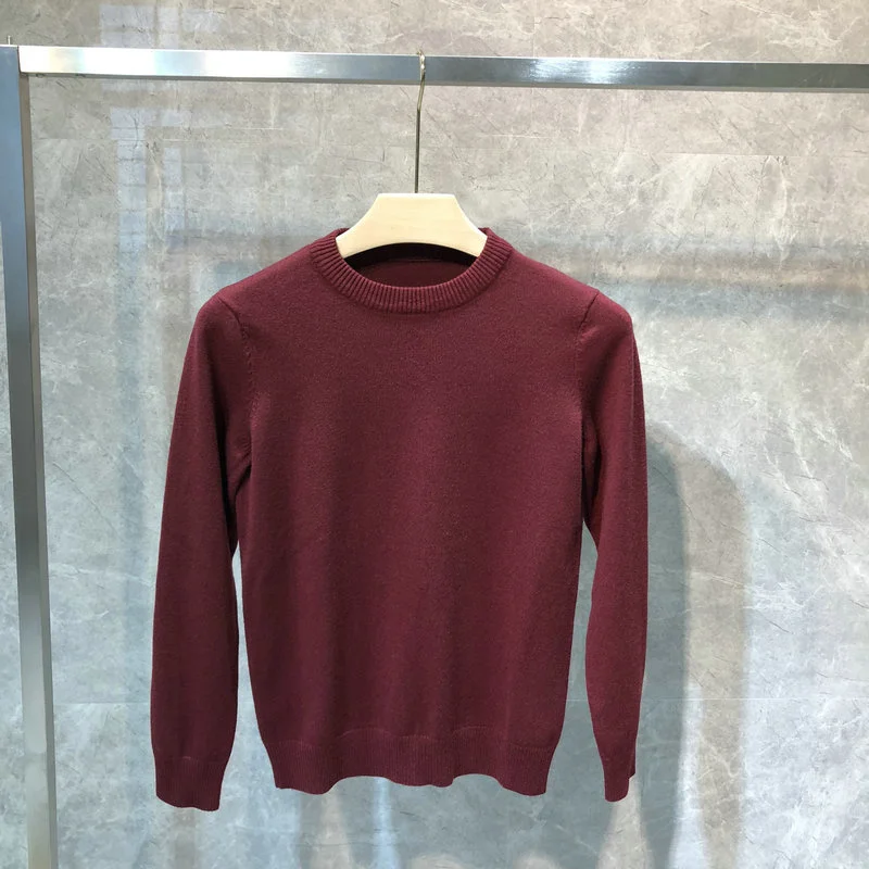 New 2022 Autumn Winter Men Tops O-Neck Solid Color Simple Classic Mens Knitted Pullovers Long Sleeve Slim Fit Casual Sweater
New 2022 Autumn Winter Men Tops O-Neck Solid Color Simple Classic Mens Knitted Pullovers Long Sleeve Slim Fit Casual Sweater