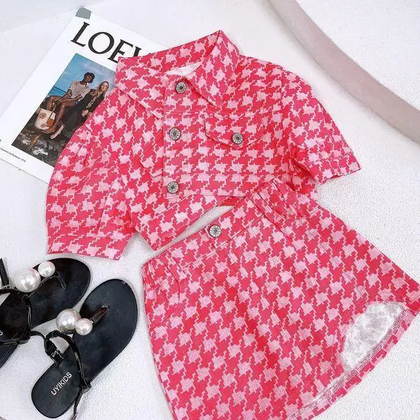 2021 Girls Summer Clothing Set Classic Plaid Suits Short Sleeved Jacket+Skirts,baby Kids Elegant Birthday Wear Children Clothes
2021 Girls Summer Clothing Set Classic Plaid Suits Short Sleeved Jacket+Skirts,baby Kids Elegant Birthday Wear Children Clothes