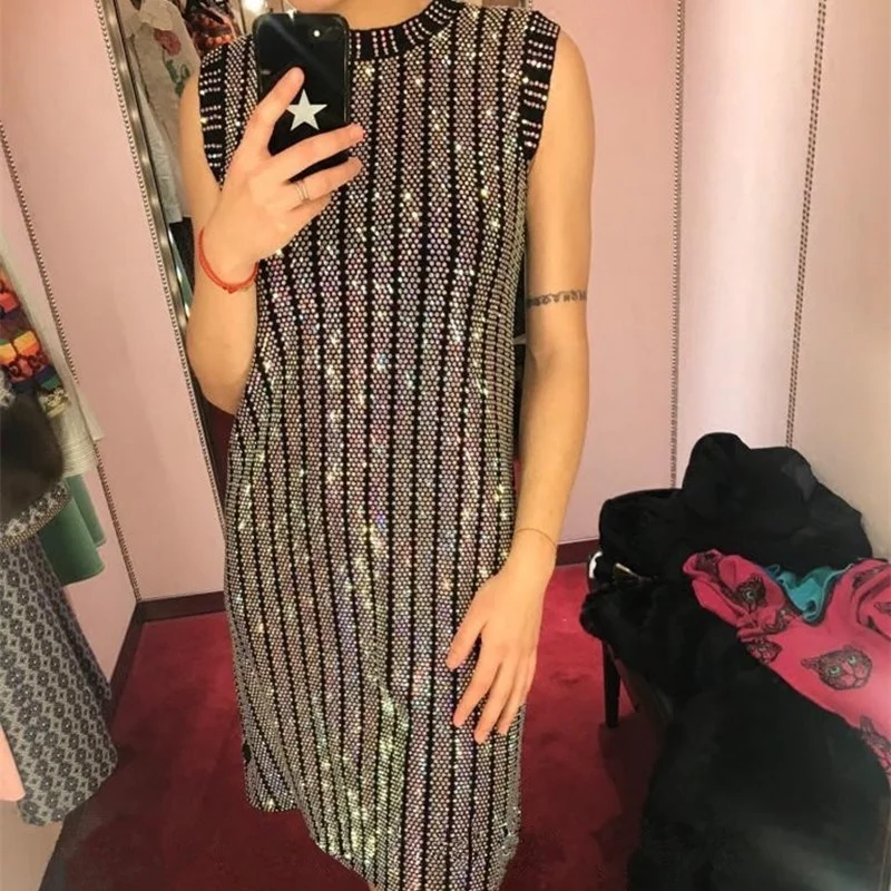 And Spring Summer Women Heavy Work Luxury Full Body Shiny Diamonds Knit Vest Dress Hot Sale Ladies Slim Fit Party Dresses
And Spring Summer Women Heavy Work Luxury Full Body Shiny Diamonds Knit Vest Dress Hot Sale Ladies Slim Fit Party Dresses