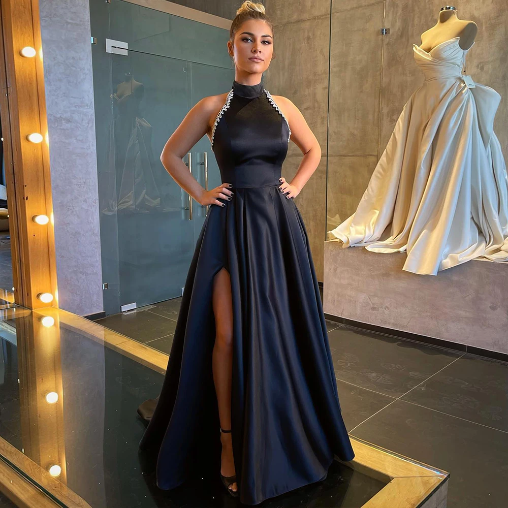 Halter Satin Evening Dresses 2023 Women Simple Lace Applique Prom Gowns Sexy Backless A-Line Split Party Dress robes de soirée
Halter Satin Evening Dresses 2023 Women Simple Lace Applique Prom Gowns Sexy Backless A-Line Split Party Dress robes de soirée