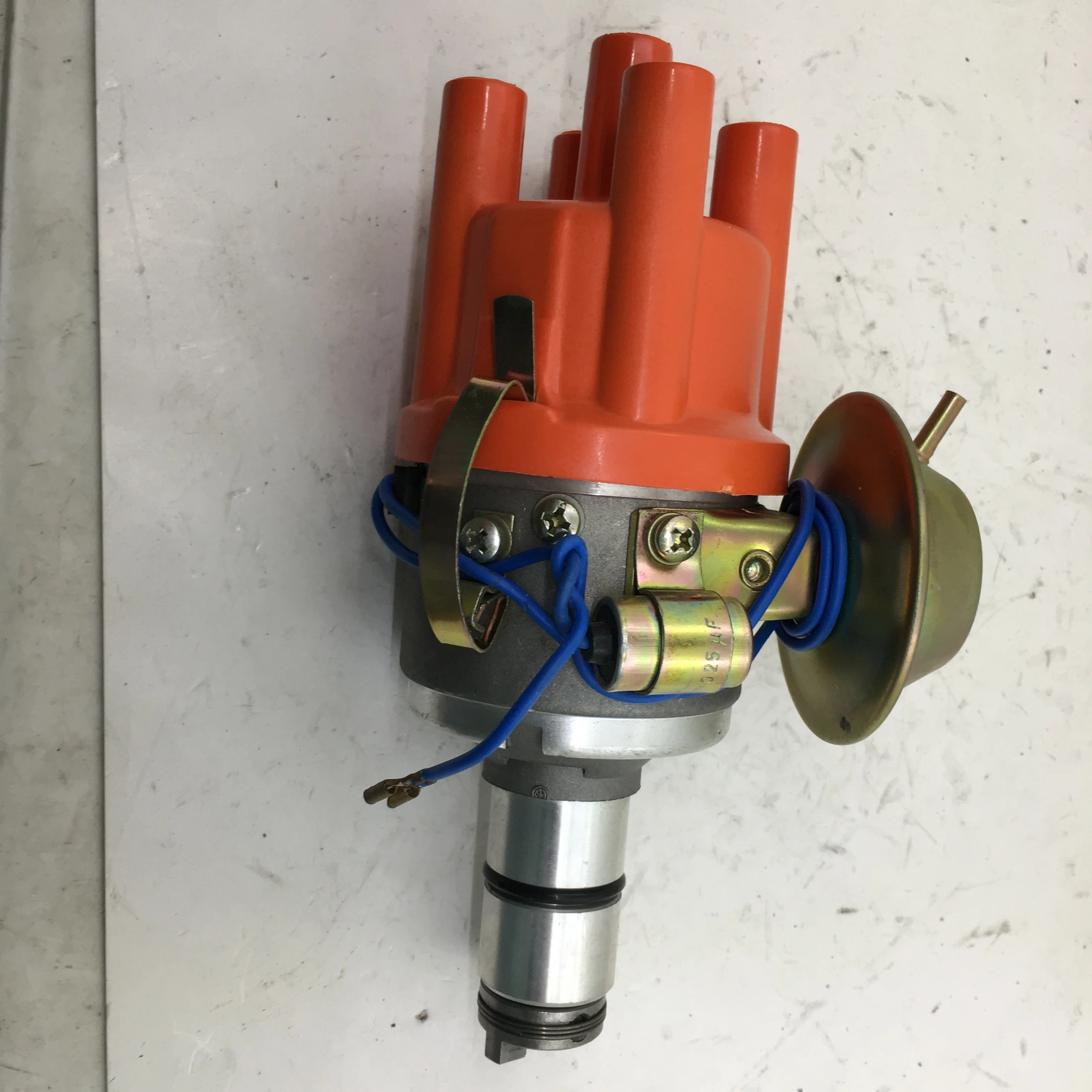 SherryBerg New Automobile Ignition Distributor 043905205N 023117602B Fit For VW Volkswagen Beetle Bug Audi Complete Distributor
SherryBerg New Automobile Ignition Distributor 043905205N 023117602B Fit For VW Volkswagen Beetle Bug Audi Complete Distributor