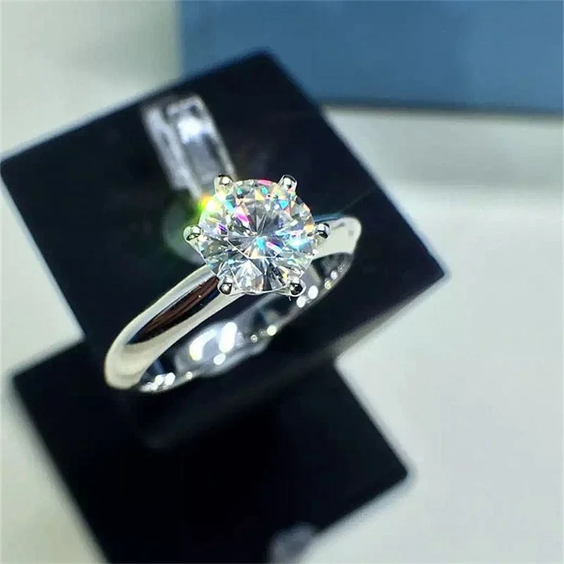 Luxury Classic 1 Carat Lab Diamond Ring 925 Sterling Silver Filled With S925 Stamp White Gold Pt Wedding Rings For Women Gift
Luxury Classic 1 Carat Lab Diamond Ring 925 Sterling Silver Filled With S925 Stamp White Gold Pt Wedding Rings For Women Gift