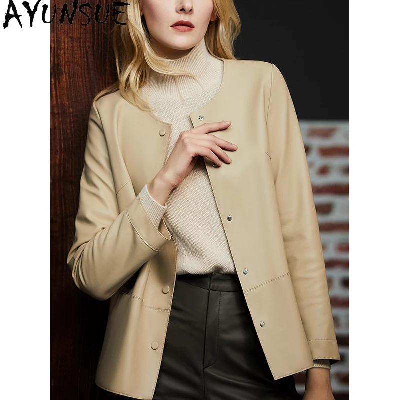 AYUNSUE Natural 100% Real Sheepskin Coat Female Genuine Leather Jacket Women Clothing 2020 Korean Casual Jackets and Coats 09494
AYUNSUE Natural 100% Real Sheepskin Coat Female Genuine Leather Jacket Women Clothing 2020 Korean Casual Jackets and Coats 09494