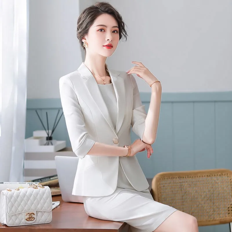IZICFLY Summer New Style White Elegant Casual Office Wear For Women Jacket Business Uniforms Blazer Dress Suit Half 2 Piece Set
IZICFLY Summer New Style White Elegant Casual Office Wear For Women Jacket Business Uniforms Blazer Dress Suit Half 2 Piece Set