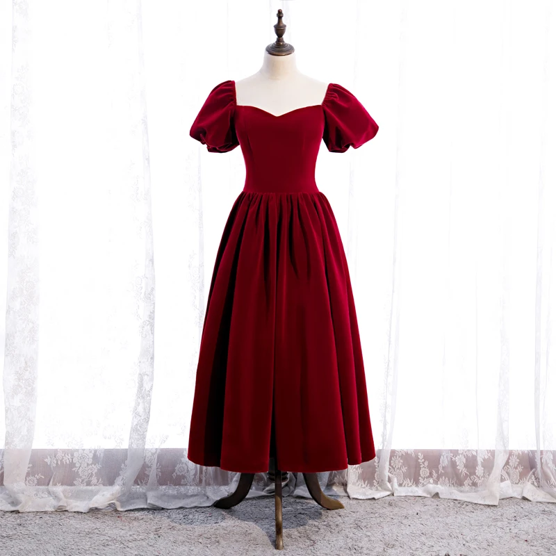 Burgundy Short Sleeves Evening Dress Square Collar Simple A-Line Lace Up Floor-Length Velour Party Formal Dresses Woman B1209
Burgundy Short Sleeves Evening Dress Square Collar Simple A-Line Lace Up Floor-Length Velour Party Formal Dresses Woman B1209