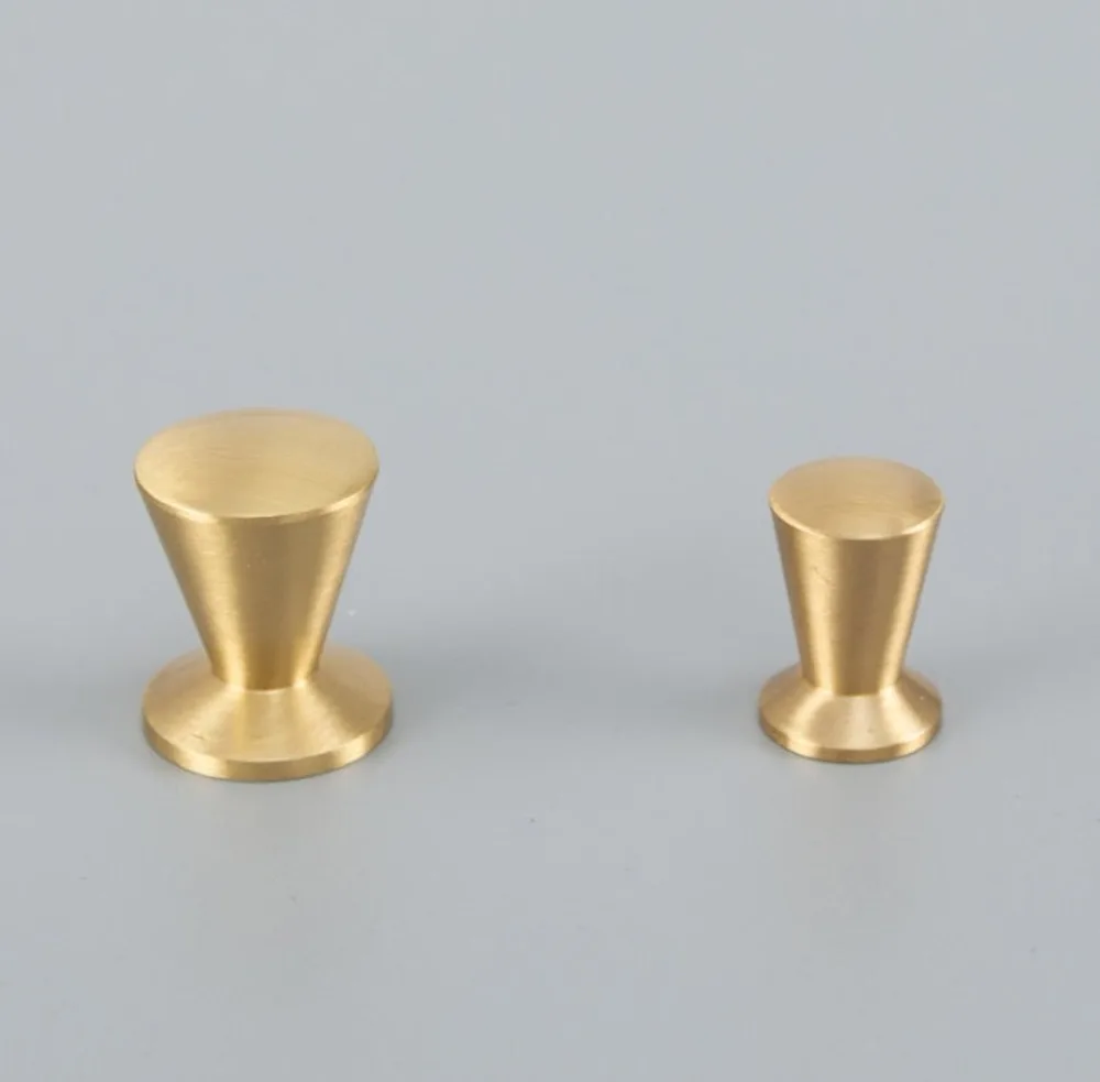 Brass Knob Vintage Door Handles Dresser Knobs Pulls Simple Cupboard Knob Drawer Pull Handle Kitchen Cabinet Pull Knobs Hardware
Brass Knob Vintage Door Handles Dresser Knobs Pulls Simple Cupboard Knob Drawer Pull Handle Kitchen Cabinet Pull Knobs Hardware