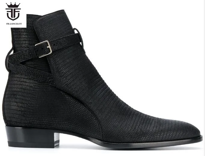 2020 smoking leather men booties buckle strap Chelsea Boots pattern Boots point toe Men's party shoes low heel wedding botas
2020 smoking leather men booties buckle strap Chelsea Boots pattern Boots point toe Men's party shoes low heel wedding botas