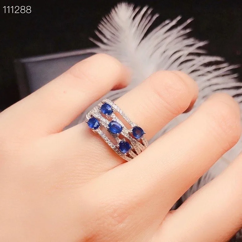 Natural sapphire ring, 925 silver, beautiful color, in-kind shooting, natural gemstone
Natural sapphire ring, 925 silver, beautiful color, in-kind shooting, natural gemstone
