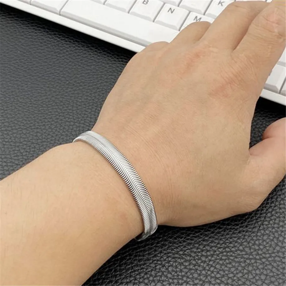 5MM Simple Design Silver Color Stainless Steel Snake Chain Link Bracelet For Women Men Fashion Jewelry
5MM Simple Design Silver Color Stainless Steel Snake Chain Link Bracelet For Women Men Fashion Jewelry