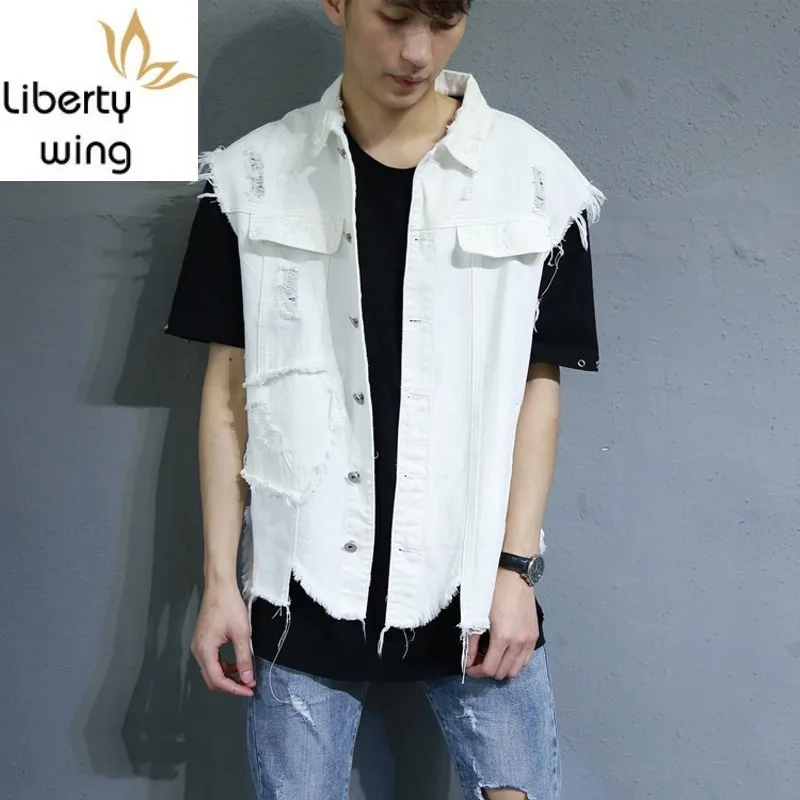 Personalized Hip Hop Loose Men Denim Vest White Ripped Hole Sleeveless Jacket for Male Casual Turn-down Collar Button Waistcoat
Personalized Hip Hop Loose Men Denim Vest White Ripped Hole Sleeveless Jacket for Male Casual Turn-down Collar Button Waistcoat