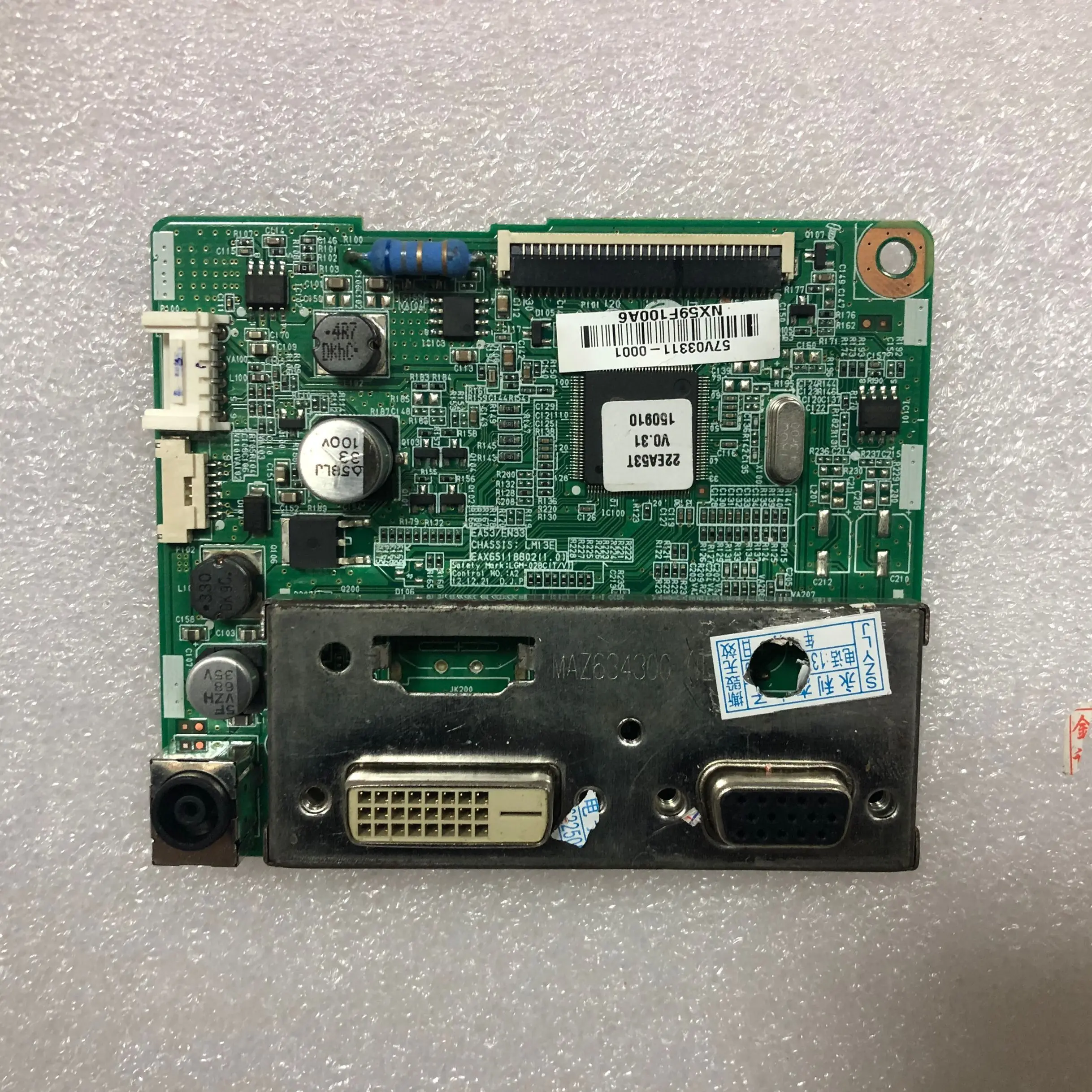 Оригинальная приводная плата для IPS224TA LG IPS224T IPS224T-WN MAZ634300 EAX65118802, работает только для IPS224T IPS224T-WN 22EA53T
Оригинальная приводная плата для IPS224TA LG IPS224T IPS224T-WN MAZ634300 EAX65118802, работает только для IPS224T IPS224T-WN 22EA53T