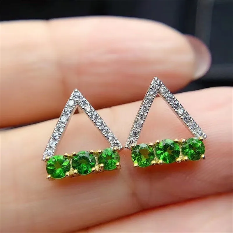 Xin Yipeng S925 sterling silver plated gold inlaid real natural diopside earrings, fine party gift for women 3*3mm
Xin Yipeng S925 sterling silver plated gold inlaid real natural diopside earrings, fine party gift for women 3*3mm