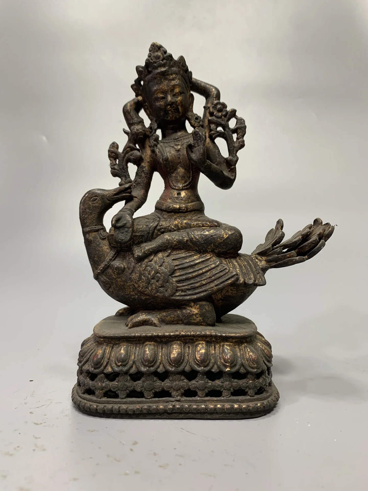 Exquisite Antique Red Copper (Swan, Tara, Buddha) Home Decoration Handicraft Ornaments
Exquisite Antique Red Copper (Swan, Tara, Buddha) Home Decoration Handicraft Ornaments
