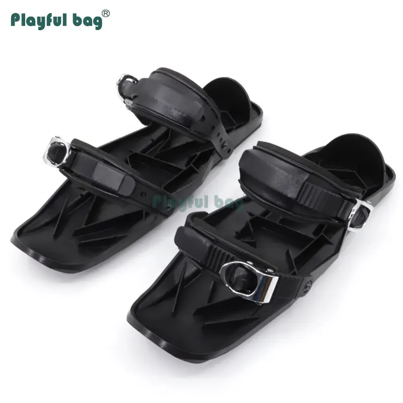 Playful Bag Mini Ski Skates Snow shoes Short Mini skis Outdoor Skate for snow Skiing equipment 39*13cm NA02
Playful Bag Mini Ski Skates Snow shoes Short Mini skis Outdoor Skate for snow Skiing equipment 39*13cm NA02