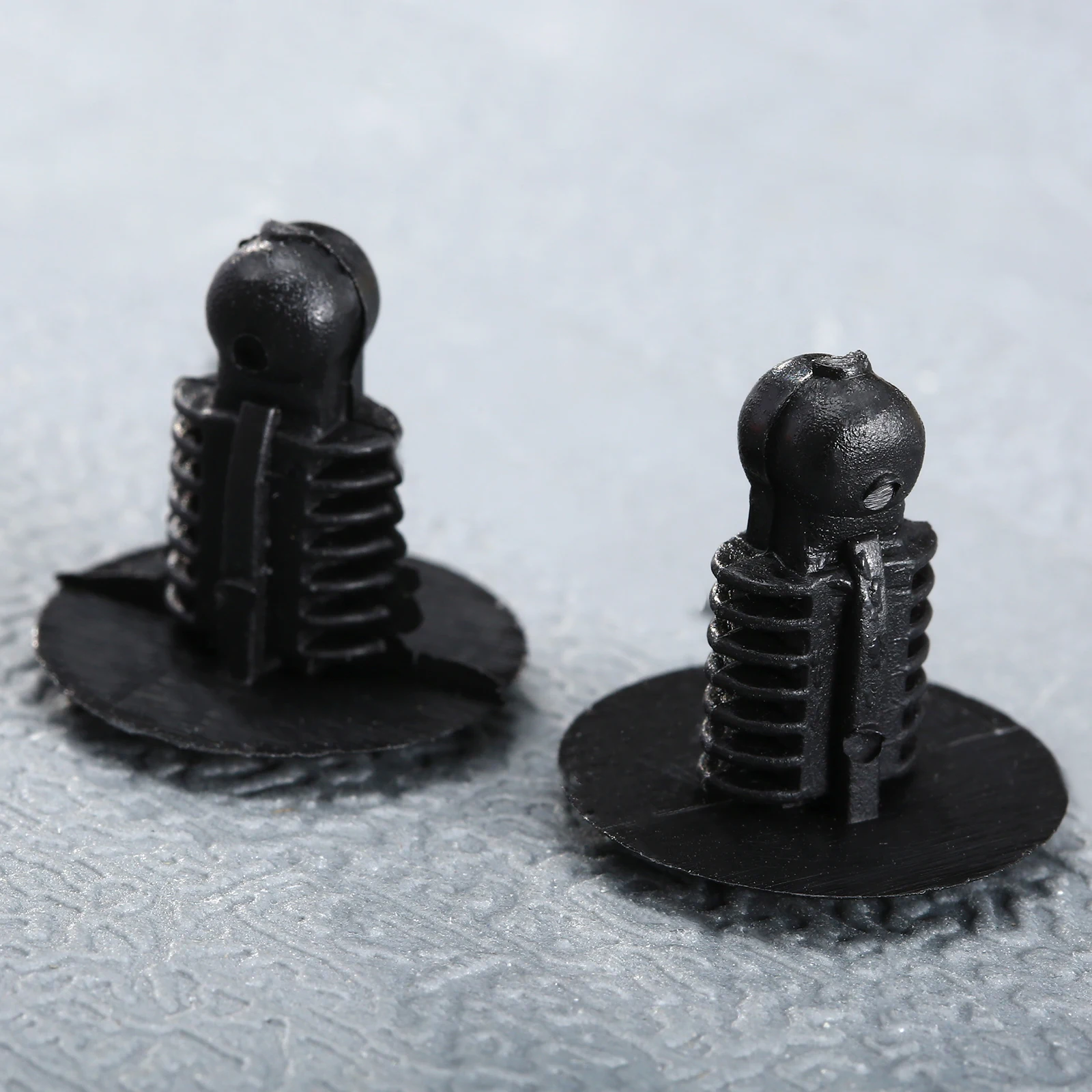 50Pcs uto Bumper Fasteners Plastic Rivet Clips Car Retainer Push Engine Cover Fender Door Trim Panel Clips 9mmx7mm Hole
50Pcs uto Bumper Fasteners Plastic Rivet Clips Car Retainer Push Engine Cover Fender Door Trim Panel Clips 9mmx7mm Hole