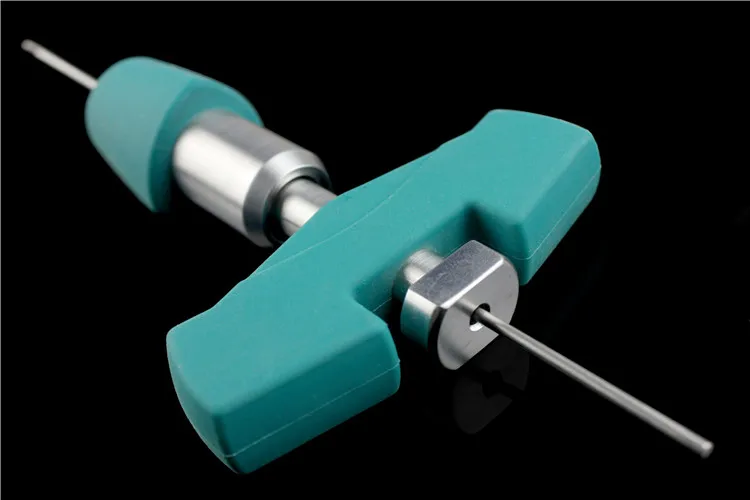 Orthopedic operation medical propeller Kirschner wire Gripper intramedullary nail extractor PFNA needle guide pin remover holder
Orthopedic operation medical propeller Kirschner wire Gripper intramedullary nail extractor PFNA needle guide pin remover holder