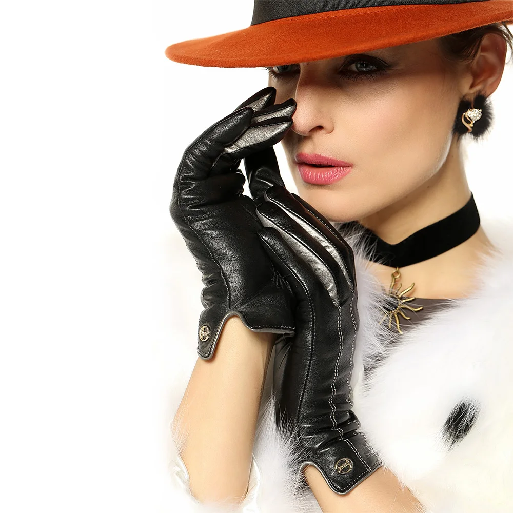 Термовязаные перчатки из натуральной кожи для женщин, высококачественные перчатки для вождения с подкладкой из овчины, модный тренд EL031NR-1
Термовязаные перчатки из натуральной кожи для женщин, высококачественные перчатки для вождения с подкладкой из овчины, модный тренд EL031NR-1