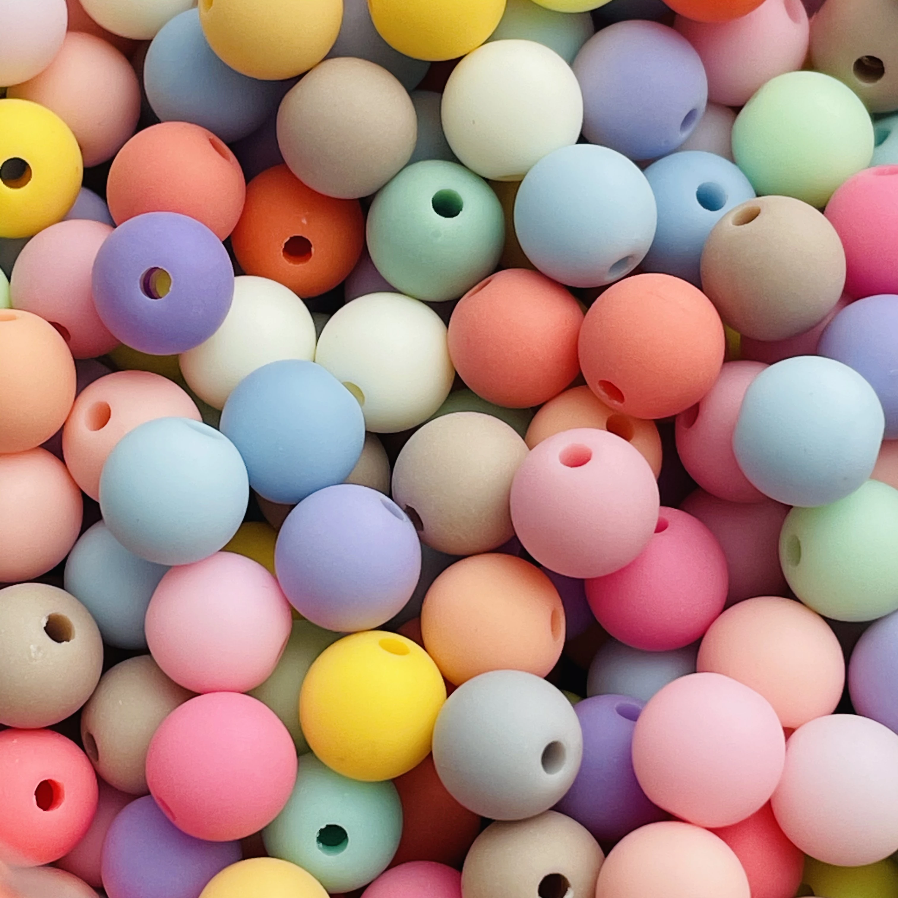 DIY Acrylic Frosted Beads for Jewelry Bracelet Necklace Making Matte Round Beads for Adults Teenagers Handmade Art Crafts Making
DIY Acrylic Frosted Beads for Jewelry Bracelet Necklace Making Matte Round Beads for Adults Teenagers Handmade Art Crafts Making